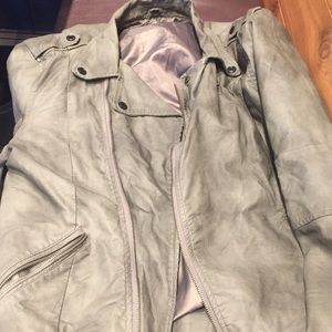 Meet your Posher, Kevin